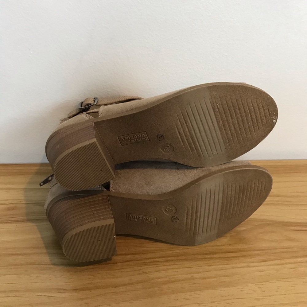 Arizona Memory Foam Booties Ankle Boots Tan 7.5M - Picture 8 of 8